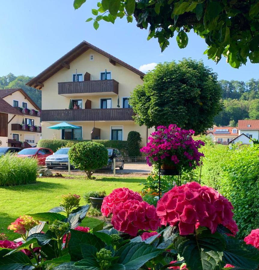 Gaestehaus Biedermann Kinding Esterno foto